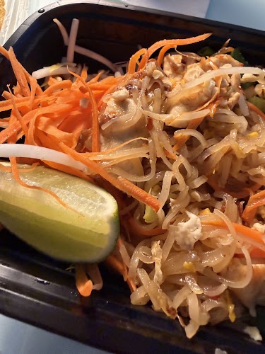 Aroy Aroy Thai Cuisine photo 2