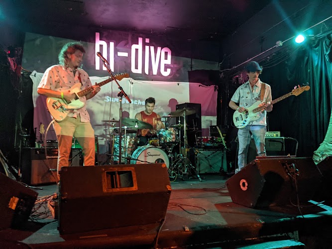 Hi-Dive