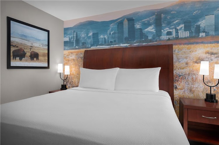 Hilton Garden Inn Denver Downtown photo 2