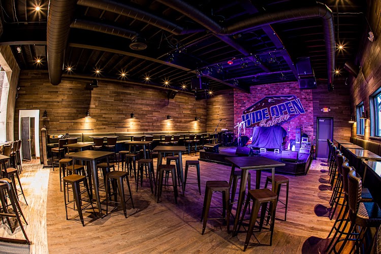 Wide Open Saloon photo 1