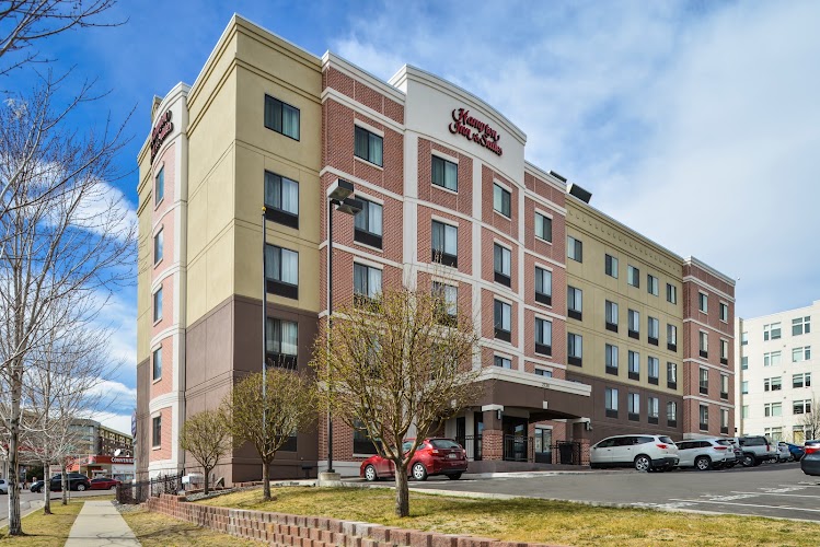 Hampton Inn & Suites Denver-Speer Boulevard