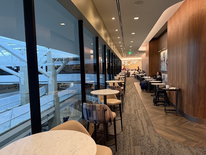 Delta Sky Club