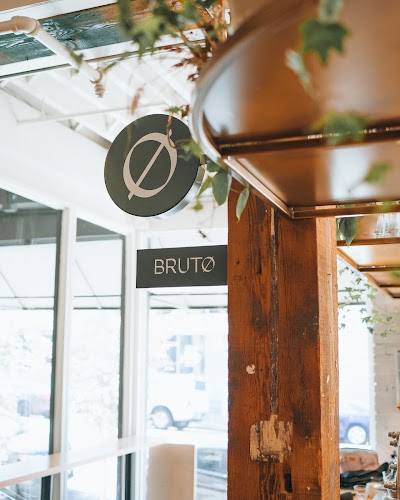 BRUTO photo 1