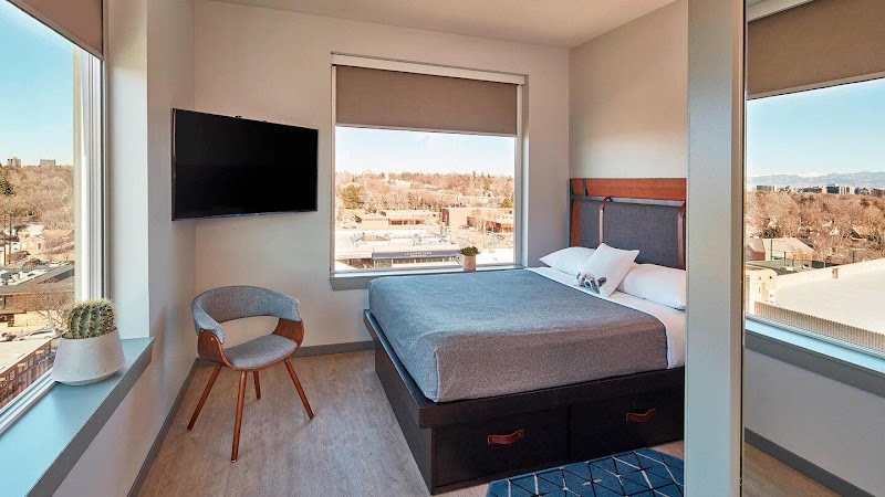 Moxy Denver Cherry Creek photo 2