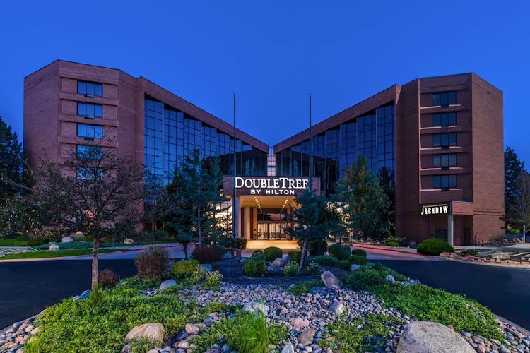 DoubleTree by Hilton Hotel Denver - Aurora photo 1