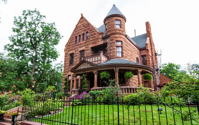 Hotels near Denver Botanic Gardens