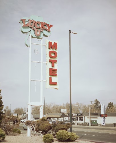 Lucky U Motel photo 1