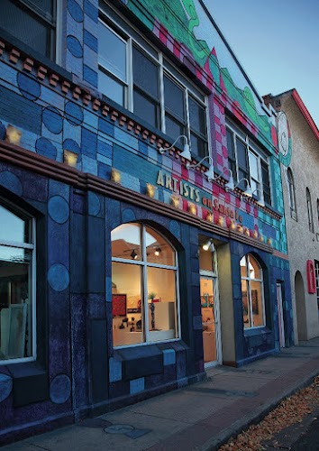 Artists on Santa Fe Gallery and Studios