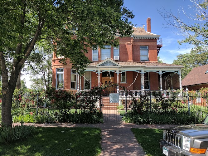 The Lumber Baron Inn & Gardens